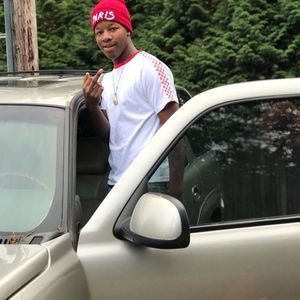 Meet your Posher, Deandre